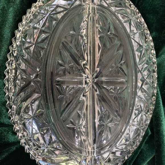 Vintage from the 1950s pressed Glass divided Relish Dish Rainbow and Stars - Picture 16 of 16